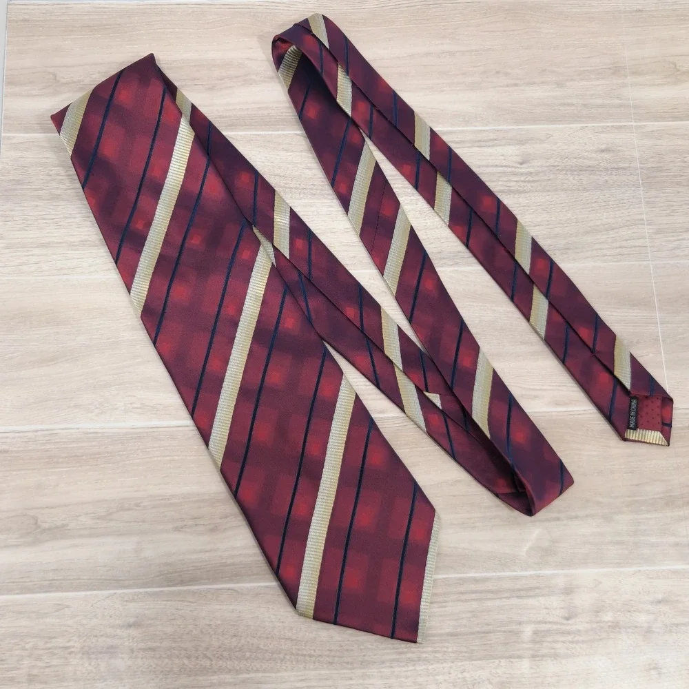 Dona Dona 100% Silk Monochromatic Neck Tie Maroon Blue & Champagne Stripe 59